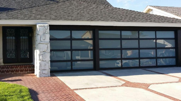 Contemporary Aluminum & White Laminate (Privacy) Glass Garage Door