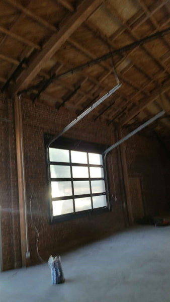 Contemporary Aluminum & Clear Tempered Glass Garage Door